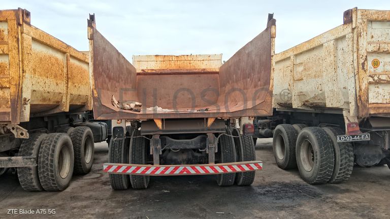 Camião Basculante 13 M17 VOLKSWAGEN VW 31-310