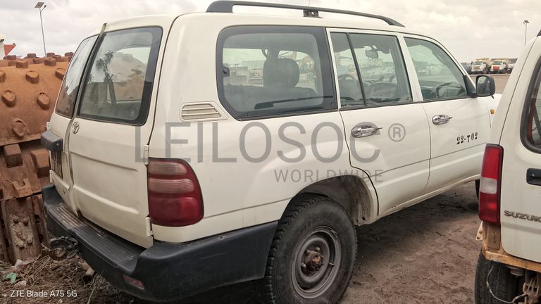 Veículo ligeiro de passageiros TOYOTA LAND CRUISER