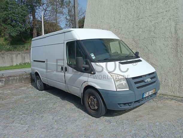 Fotografia de veículo: Ford Transit 140 T350 · Ano 2010