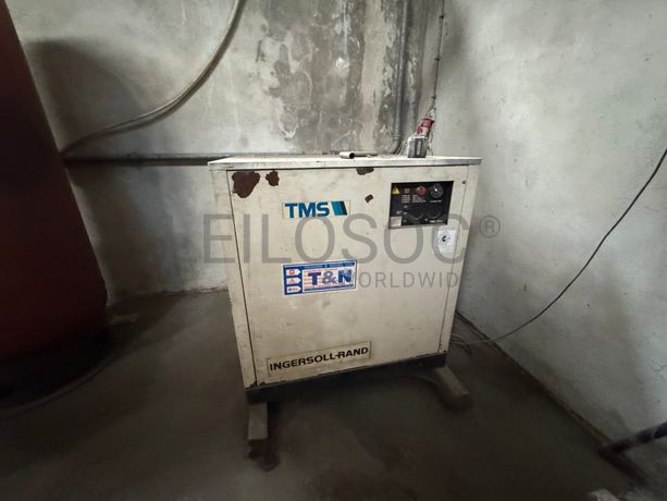 Compressor