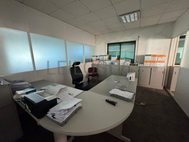 Fotografia de equipamento: Equipamento de Escritório 