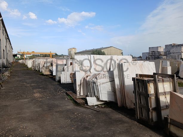 Fotografia de mobiliário: Chapas e Blocos de Mármore 