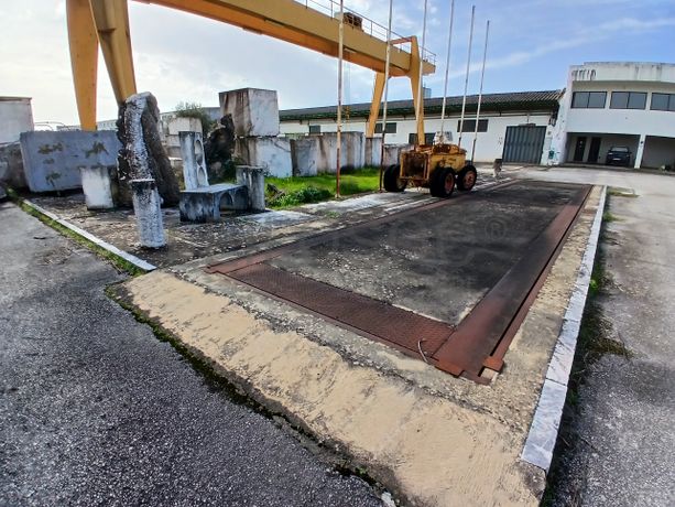 Fotografia de equipamento: Báscula 