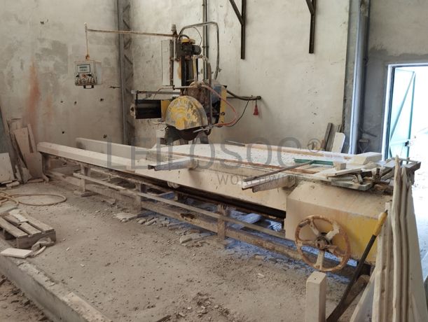 Fotografia de equipamento: Máquina de Corte 