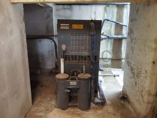 Fotografia de equipamento: Secador de Ar Comprimido 