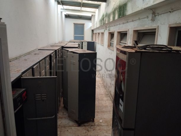 Fotografia de equipamento: Armários Metálicos