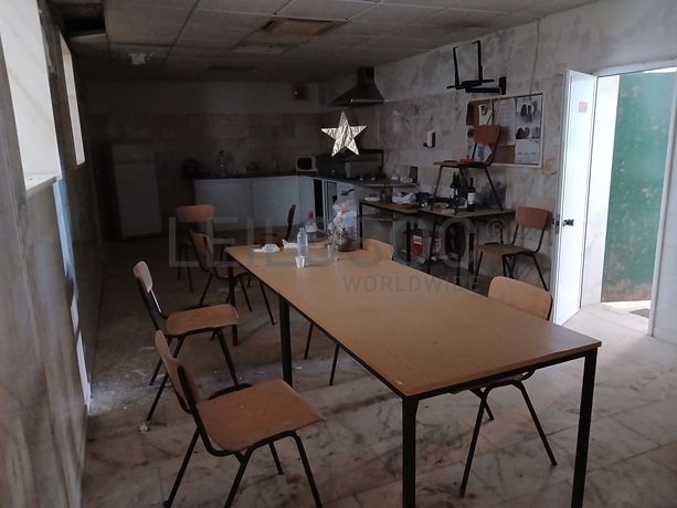 Fotografia de equipamento: Mobiliário de Refeitório 