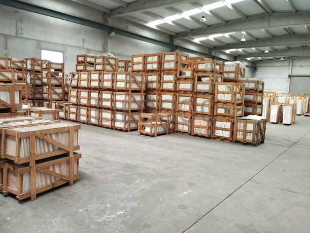 Fotografia de equipamento: Mosaicos Polidos · Chapas de Mármore e Granito