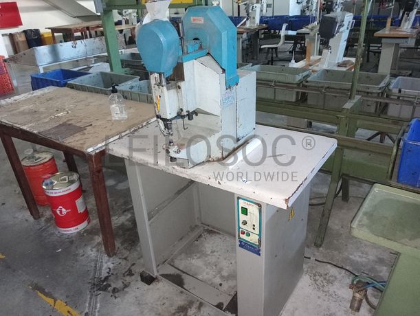 Máquinas de Ilhoses · Entretelar · Rentear · Dobrar · Coser e Virar Canos · Aplicar