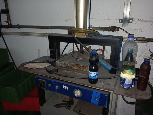 Máquinas de Ilhoses · Entretelar · Rentear · Dobrar · Coser e Virar Canos · Aplicar