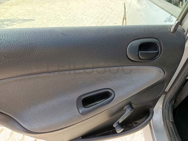 Peugeot 206 SW · Ano 2004