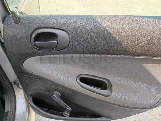 Peugeot 206 SW · Ano 2004