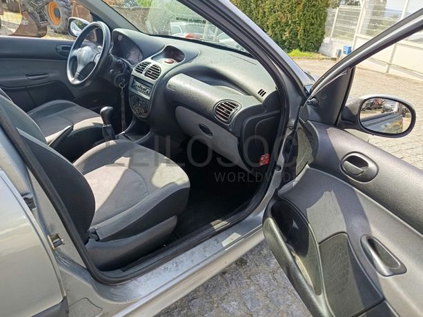 Peugeot 206 SW · Ano 2004