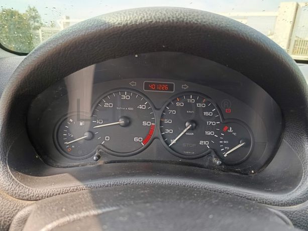 Peugeot 206 SW · Ano 2004