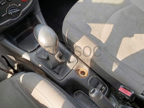 Peugeot 206 SW · Ano 2004