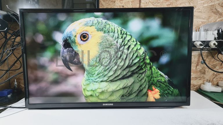 Fotografia de equipamento: Smart TV LED Samsung HG32EA590
