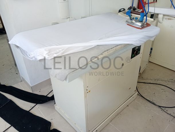 Equipamentos · Mobiliário