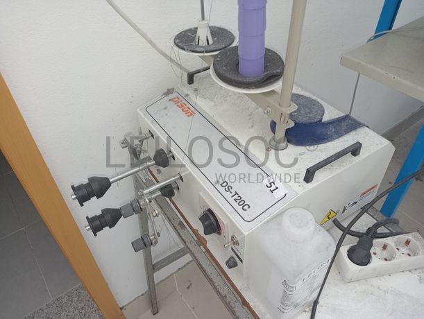 Equipamentos · Mobiliário
