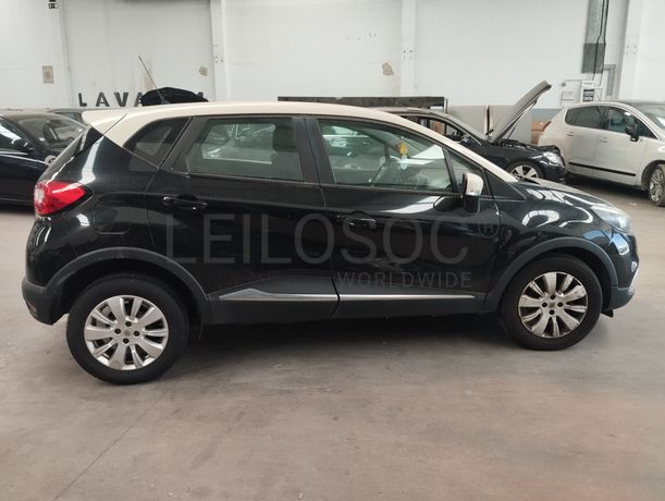 Renault Captur 1.5 dCi · Ano 2013