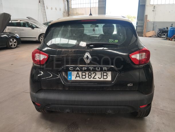 Renault Captur 1.5 dCi · Ano 2013