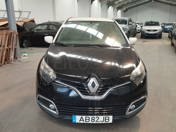 Renault Captur 1.5 dCi · Ano 2013