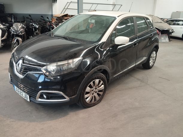 Renault Captur 1.5 dCi · Ano 2013
