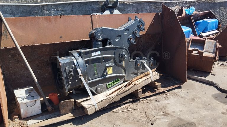 Fotografia de equipamento: Tesoura de demolição HANER HPX600