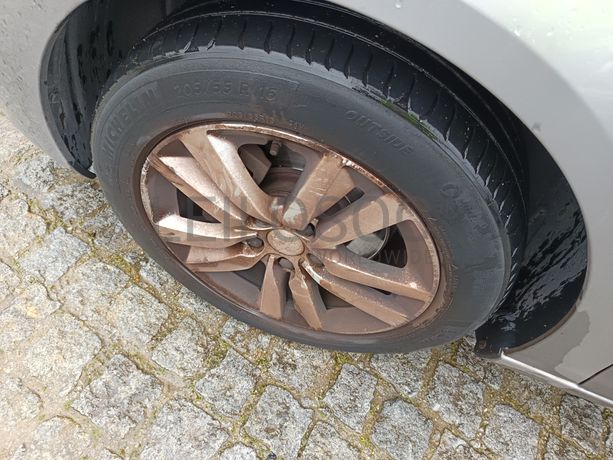 Peugeot 308 · Ano 2020