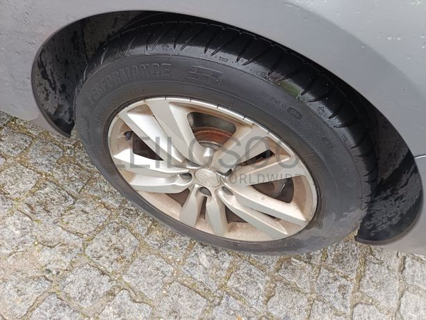 Peugeot 308 · Ano 2020
