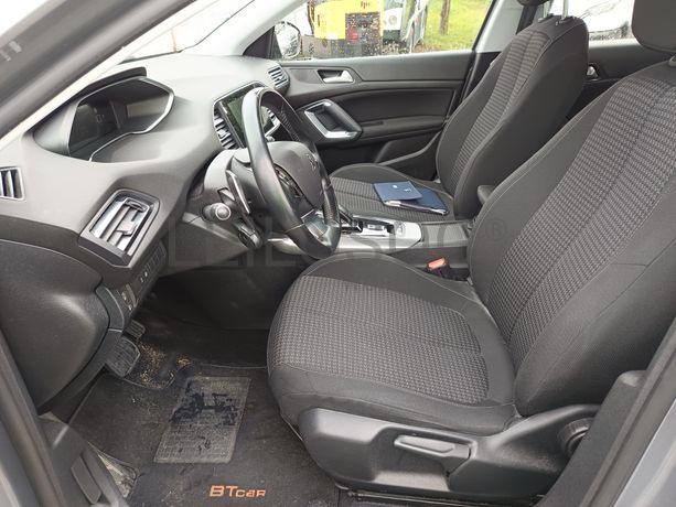 Peugeot 308 · Ano 2020
