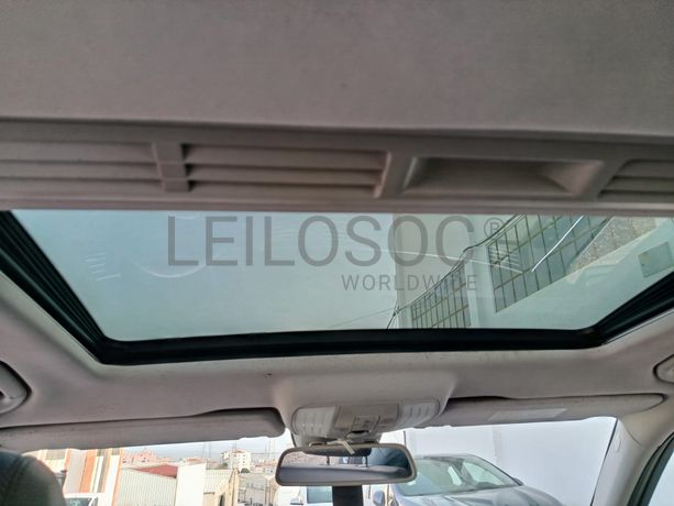 Mercedes-Benz E 200 CDI · Ano 2012