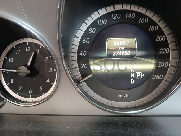 Mercedes-Benz E 200 CDI · Ano 2012