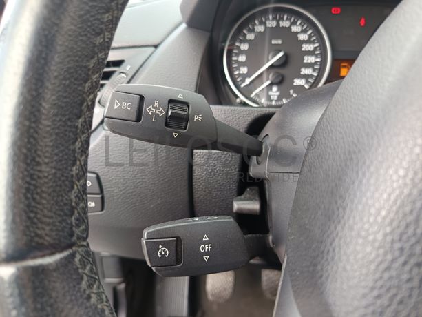 BMW X1 · Ano 2011