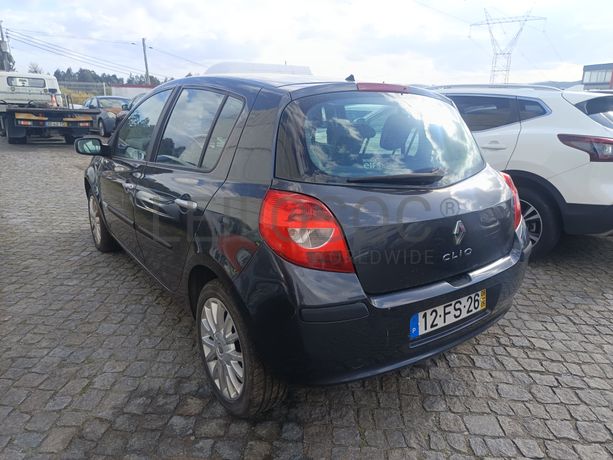 Renault Clio · Ano 2008
