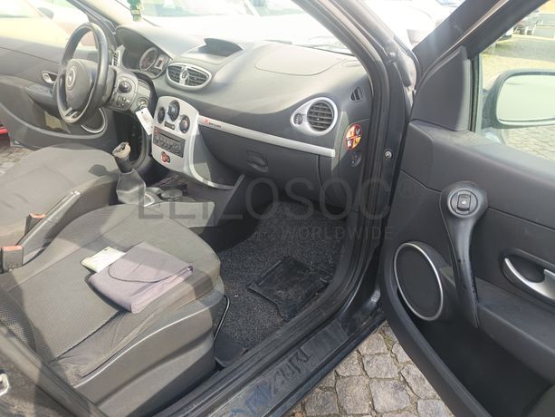 Renault Clio · Ano 2008
