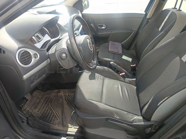 Renault Clio · Ano 2008