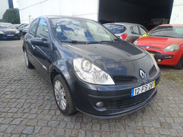 Renault Clio · Ano 2008