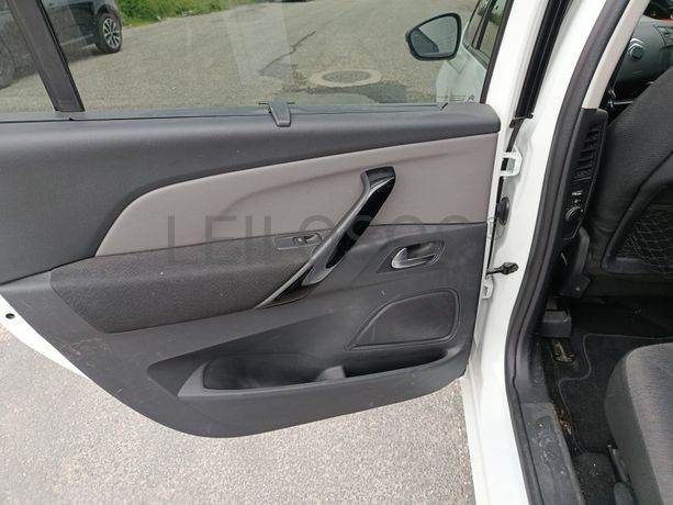 Citroën C4 · Ano 2017