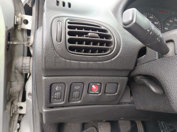 Peugeot 206 · Ano 2000