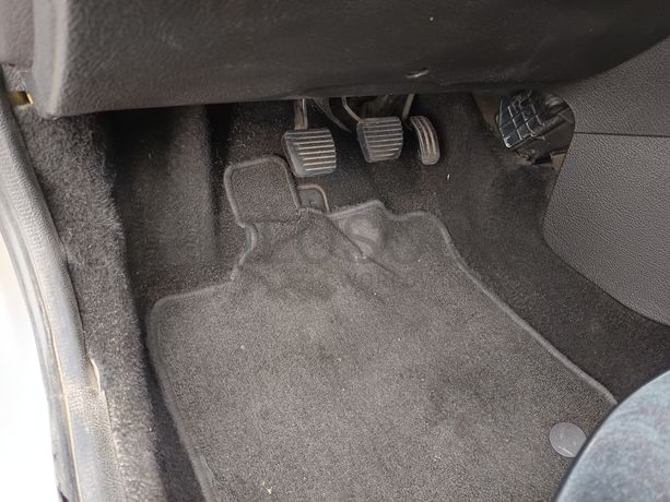 Peugeot 206 · Ano 2000