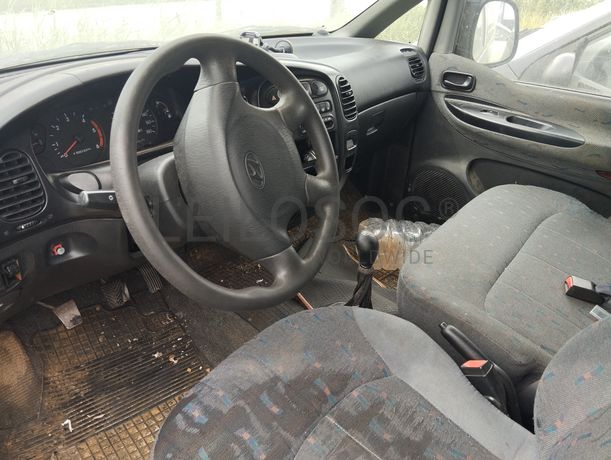 Hyundai H1 Starex 2.5 TD · Ano 1998