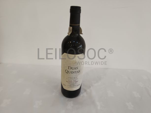 Garrafa de vinho tinto Duas Quintas Douro Reserva 1997