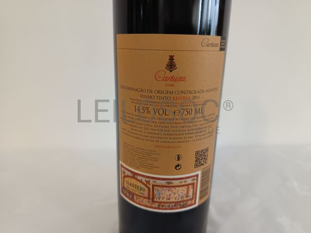 Garrafa de vinho tinto Cartuxa Reserva 2011