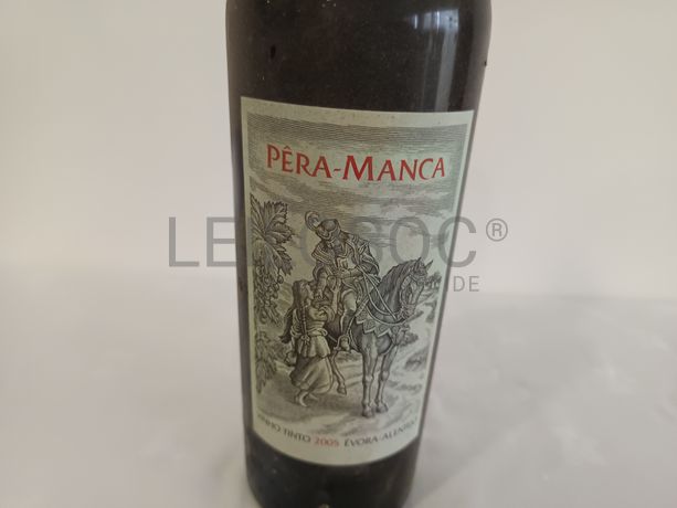 Garrafa de vinho tinto Pêra-Manca 2005