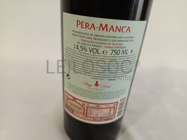 Garrafa de vinho tinto Pêra-Manca 2005