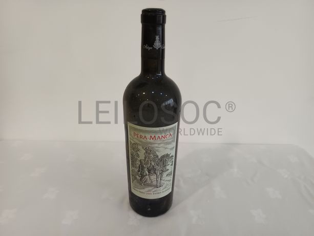 Garrafa de vinho tinto Pêra-Manca 2005