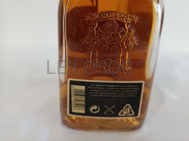Garrafa de Whisky Grant's 12 anos