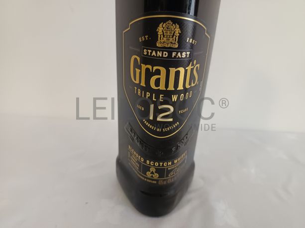Garrafa de Whisky Grant's Triple Wood 12 anos