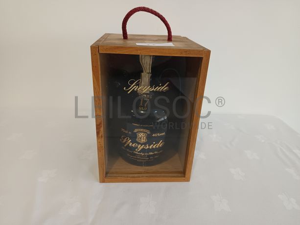 Garrafa de Whisky Speyside 17 Anos