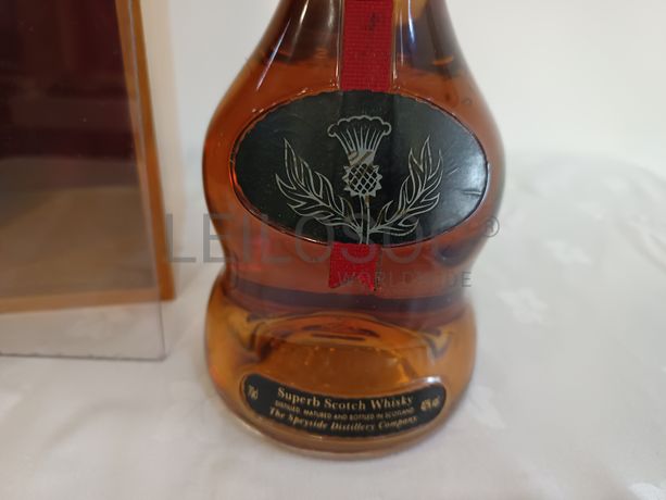 Garrafa de Whisky Speyside